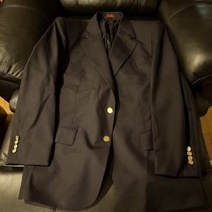 Navy Blazer 100% wool 43R with gold buttons